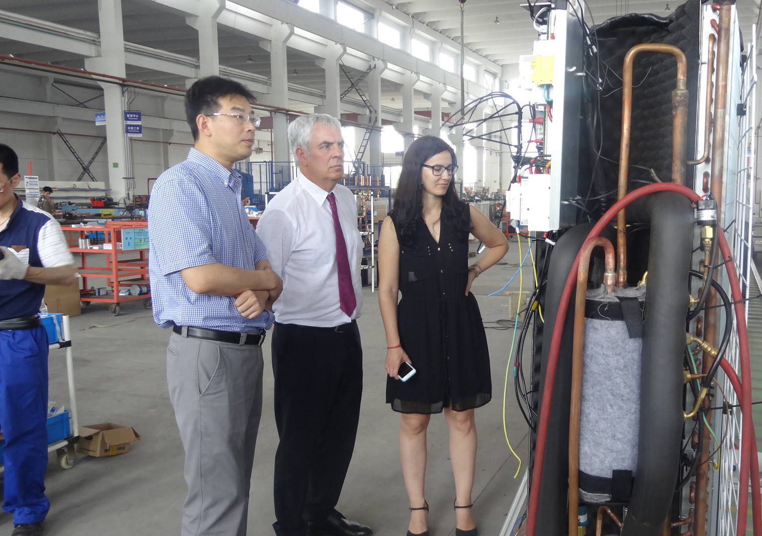 1729766353718829.jpg b44d122a8aa8713f8999.jpg