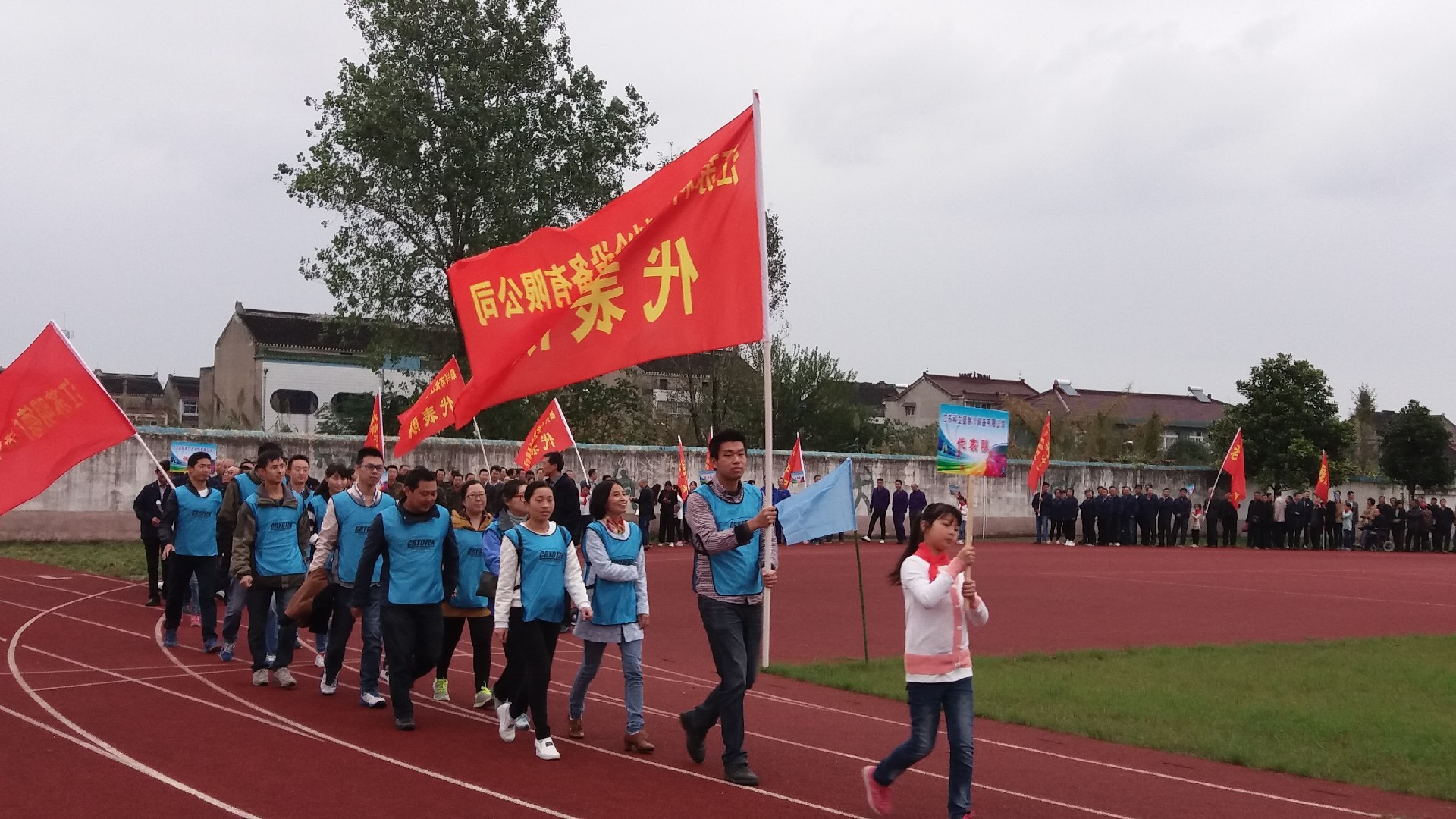 1729769674331160.jpg 152bb3e7bbfa05045715.jpg