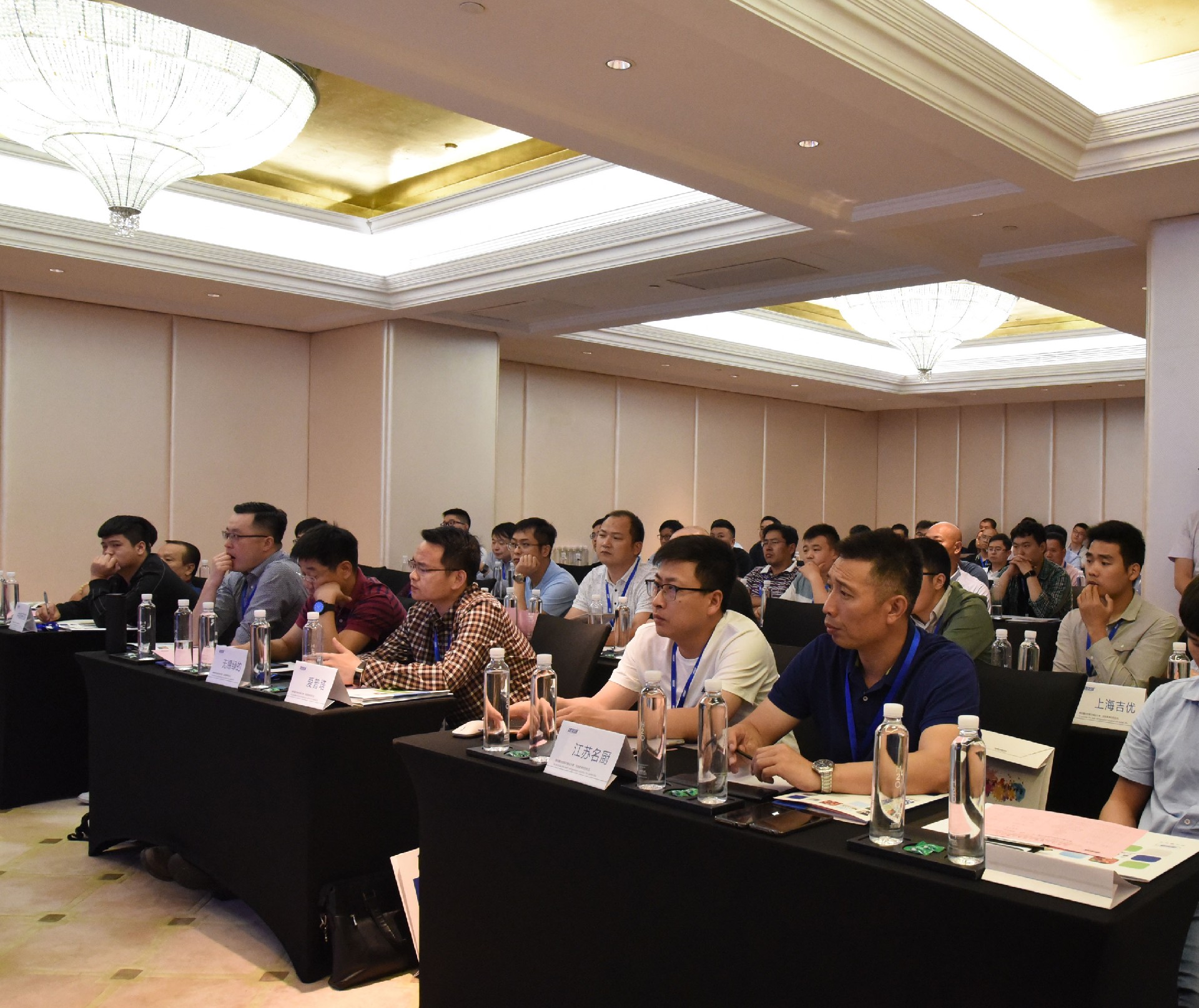 1729773984538206.jpg e9306c88fd7f16f78675.jpg